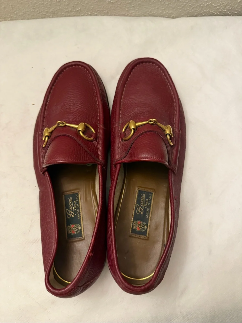 Gucci Burgundy Leather Horsebit Loafers, pre-owned, gently used,SZ10